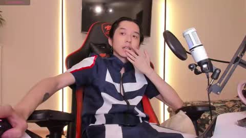 Han   online show from 12-02-25, 02:06