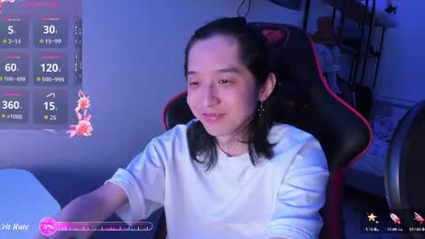 Snapshot of your_little_twink chatting on 07-25-26, 10:29 Han online show from 07-25-26, 10:29