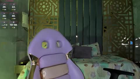 Snapshot of your_naughtyangel chatting on 12-15-24, 12:40 Evelin online show from 12-15-24, 12:40