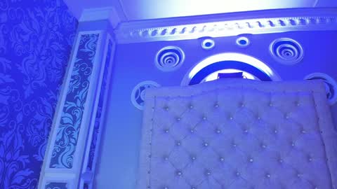 Snapshot of your_perverse_whore chatting on 12-04-24, 10:24 Salome online show from 12-04-24, 10:24