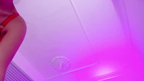 Snapshot of your_perverse_whore chatting on 12-18-24, 12:21 Salome online show from 12-18-24, 12:21