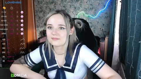 Snapshot of your_small_bunny chatting on 02-08-25, 08:20 Molly online show from 02-08-25, 08:20