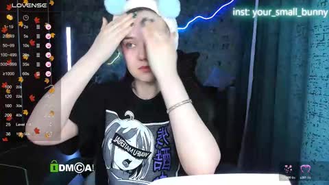 Snapshot of your_small_bunny chatting on 11-09-25, 02:10 Molly online show from 11-09-25, 02:10