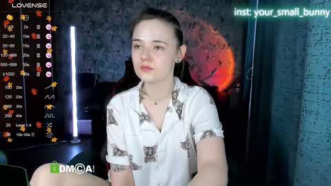 Snapshot of your_small_bunny chatting on 11-14-25, 02:21 Molly online show from 11-14-25, 02:21