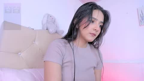 Snapshot of your_steff chatting on 10-21-25, 09:15 your_steff online show from 10-21-25, 09:15