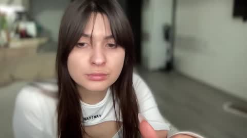 Snapshot of your_sweet_angel_ chatting on 02-18-25, 02:59 Mia online show from 02-18-25, 02:59