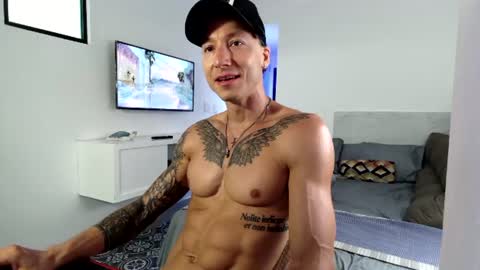 Vladmir online show from 08-06-26, 01:46