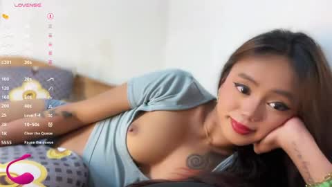 luvly online show from 04-19-26, 06:43