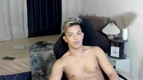 yourasian_bradley online show from 02-22-25, 07:03