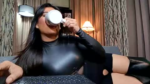 pattyvdp online show from 04-21-26, 07:06