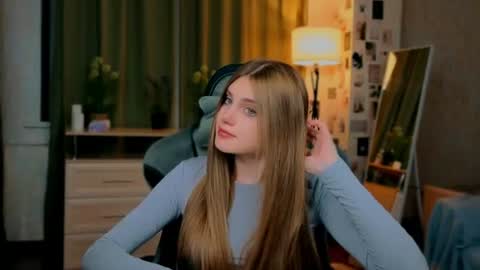 Arya online show from 06-15-26, 07:27