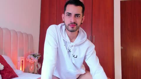 YOURBOYNEXTDOOR online show from 12-11-24, 05:26