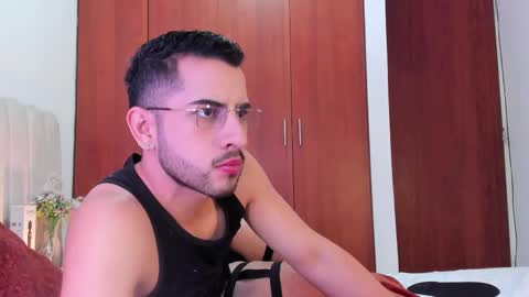 YOURBOYNEXTDOOR online show from 02-27-25, 09:47