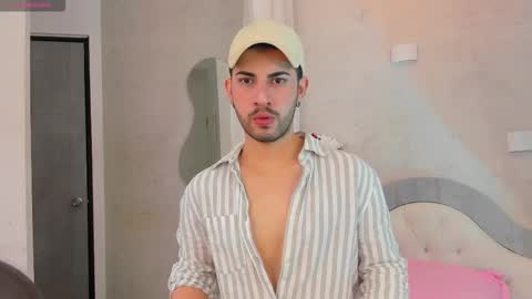 YOURBOYNEXTDOOR online show from 01-07-26, 07:16