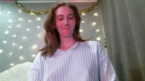 creamysister online show from 01-01-25, 02:52