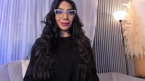 Selena online show from 02-26-25, 05:20