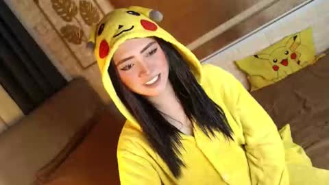 JEN  online show from 10-18-25, 11:00