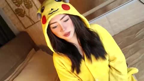 JEN  online show from 10-28-25, 11:58