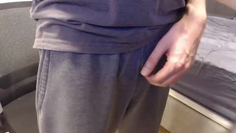 hornyedging online show from 04-08-26, 10:43