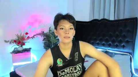 Snapshot of yourdreamboyxx chatting on 09-18-25, 07:05 HEN online show from 09-18-25, 07:05