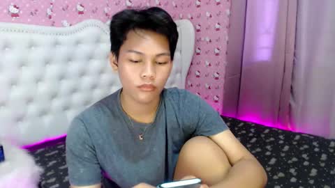 Snapshot of yourdreamboyxx chatting on 09-28-25, 01:55 HEN online show from 09-28-25, 01:55