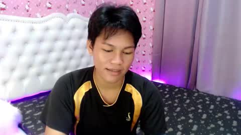 Snapshot of yourdreamboyxx chatting on 10-01-25, 09:21 HEN online show from 10-01-25, 09:21