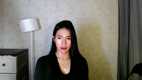 GWENI online show from 05-27-26, 01:57