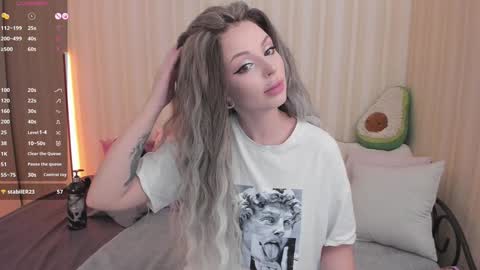 Mary online show from 02-08-25, 07:59