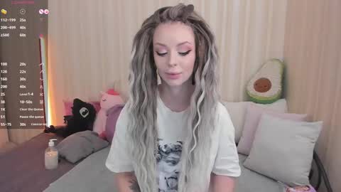 Mary online show from 02-13-25, 08:27