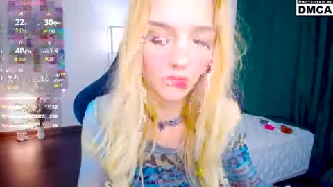yourfairyalice_ online show from 07-23-26, 01:58