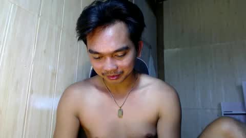 Snapshot of yourfantasyboyjr chatting on 09-22-25, 12:34 i am your dream boy JR online show from 09-22-25, 12:34