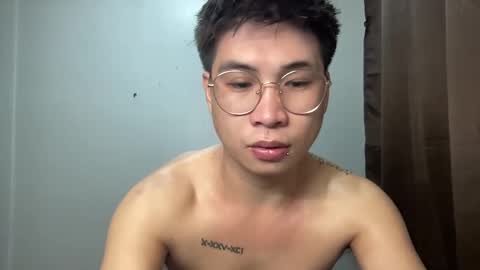 yourfantasyyy_ online show from 03-07-25, 09:29