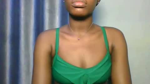 Snapshot of yourfavcamgirl_ chatting on 01-06-26, 07:23 favcamgirl online show from 01-06-26, 07:23