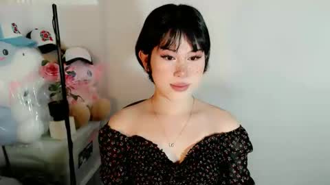 Snapshot of yourfavorateella chatting on 10-07-25, 02:09 PrettyElla online show from 10-07-25, 02:09