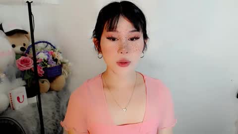 Snapshot of yourfavorateella chatting on 10-29-25, 02:25 PrettyElla online show from 10-29-25, 02:25