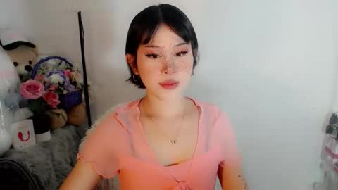 Snapshot of yourfavorateella chatting on 11-02-25, 12:02 PrettyElla online show from 11-02-25, 12:02