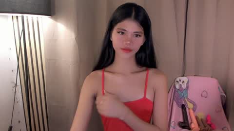 Vivian online show from 06-15-26, 08:44