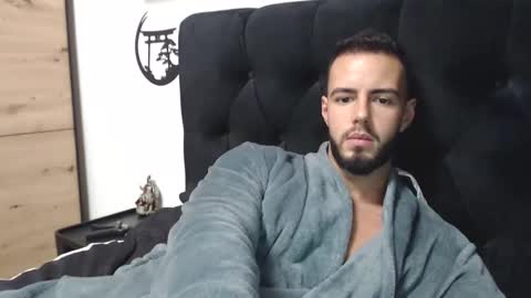 yourfavoritetallboy online show from 12-22-25, 10:29