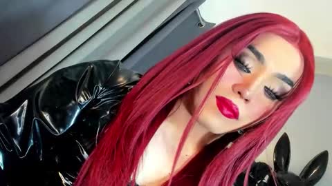 Snapshot of yourfiercemistress chatting on 04-22-26, 11:17 not into STINGY and CHEAP people online show from 04-22-26, 11:17