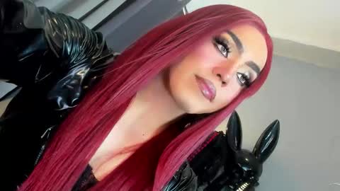 Snapshot of yourfiercemistress chatting on 05-19-26, 07:04 not into STINGY and CHEAP people online show from 05-19-26, 07:04