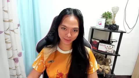 Snapshot of yourfiercequeenalexia chatting on 01-02-25, 11:16 Alexia online show from 01-02-25, 11:16