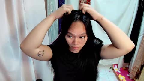 Snapshot of yourfiercequeenalexia chatting on 12-23-25, 06:55 Alexia online show from 12-23-25, 06:55