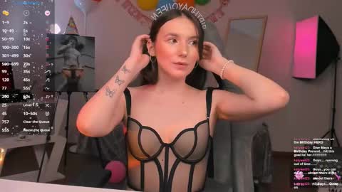 Snapshot of yourfrenchteacher chatting on 03-12-25, 03:02 Chloe online show from 03-12-25, 03:02