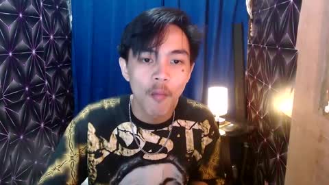 Snapshot of yourguy_josh23 chatting on 12-08-24, 06:11 Josh online show from 12-08-24, 06:11