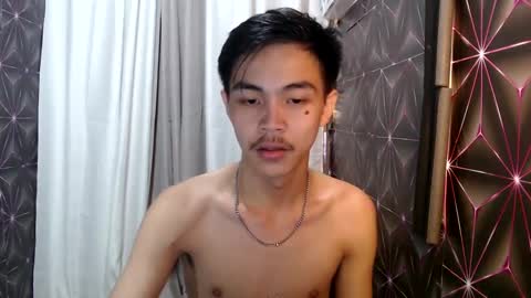 Snapshot of yourguy_josh23 chatting on 01-07-25, 05:43 Josh online show from 01-07-25, 05:43