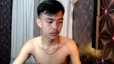 Snapshot of yourguy_josh23 chatting on 02-21-25, 01:33 Josh online show from 02-21-25, 01:33