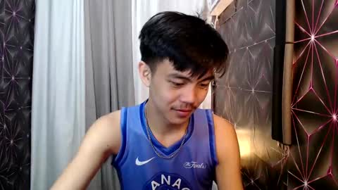 Snapshot of yourguy_josh23 chatting on 03-12-25, 06:11 Josh online show from 03-12-25, 06:11