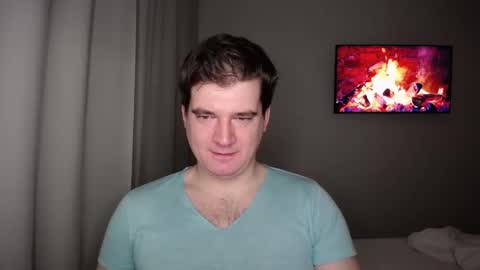 Snapshot of yourhairybuddy chatting on 12-29-24, 09:09 Andrey online show from 12-29-24, 09:09