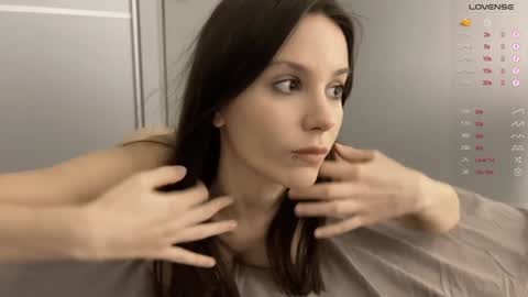 Snapshot of yourher0in chatting on 12-14-24, 02:21 Aida online show from 12-14-24, 02:21