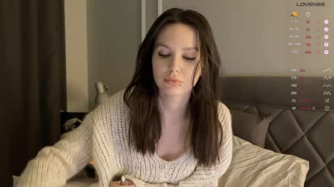 Snapshot of yourher0in chatting on 12-29-24, 03:13 Aida online show from 12-29-24, 03:13